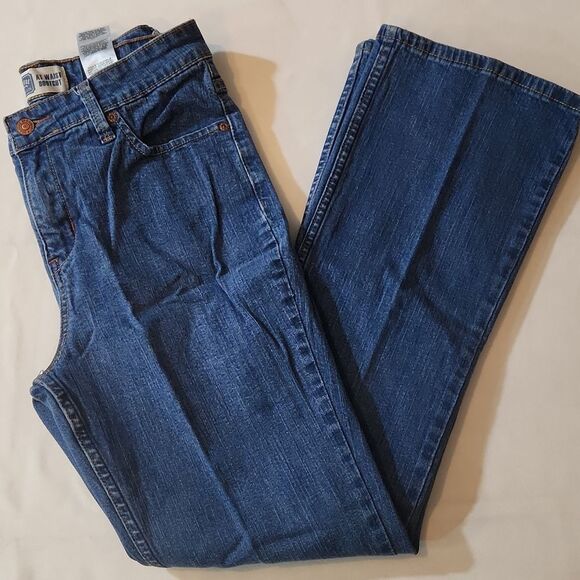 Levi's At Waist Boot Cut Medium Wash Denim Jeans 8 Short - Picture 1 of 8